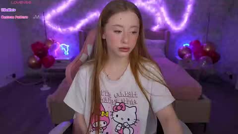 Snapshot of silverrmoon chatting on 14, 2, 2025 Kristina Kris online show from 14, 2, 2025