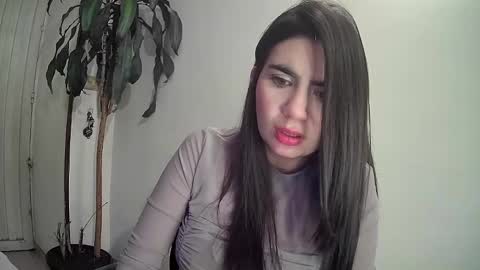 Snapshot of silviecollins chatting on 11, 12, 2024 Silvie online show from 11, 12, 2024