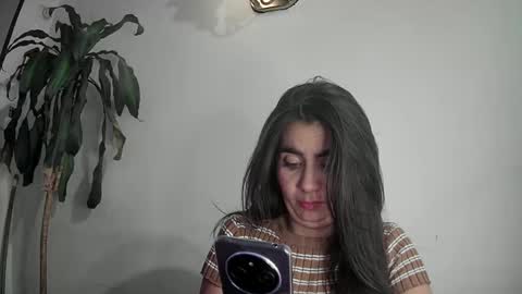 Snapshot of silviecollins chatting on 24, 2, 2025 Silvie online show from 24, 2, 2025