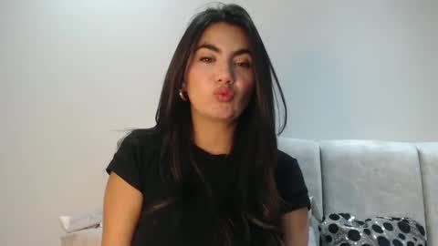 Snapshot of silviecollins chatting on 11, 9, 2025 Silvie online show from 11, 9, 2025