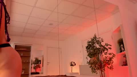 Wendy help me get get 69 likes  online show from 18, 10, 2025