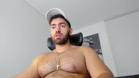 simon_leon01 online show from 6, 1, 2026
