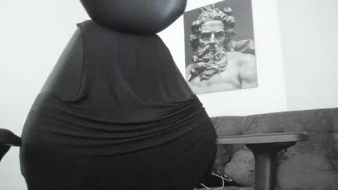 simon_leon01 online show from 3, 2, 2026