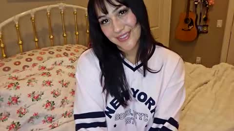 simonesighren online show from 26, 4, 2026