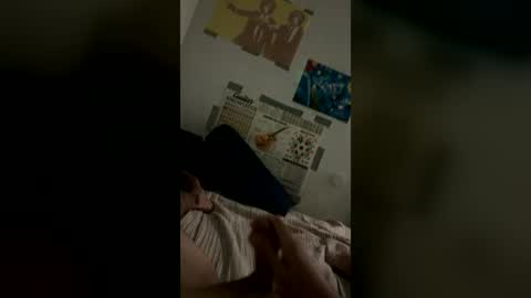 Snapshot of simonlabon444 chatting on 4, 8, 2026 simonlabon444 online show from 4, 8, 2026