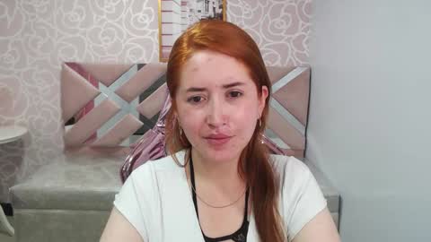 Snapshot of simonne_ch chatting on 22, 12, 2025 simonne_ch online show from 22, 12, 2025