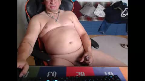 Snapshot of simonsexhott chatting on 12, 9, 2025 Simon Sx online show from 12, 9, 2025