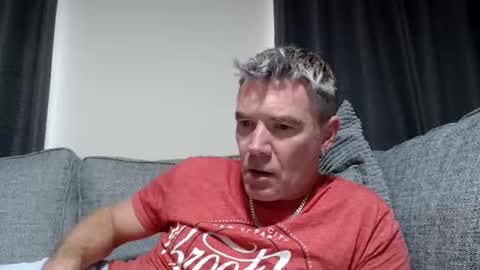 Snapshot of simplelife0 chatting on 21, 10, 2025 Ricky online show from 21, 10, 2025