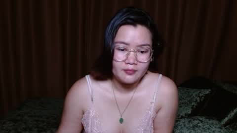 Snapshot of simply_niki chatting on 29, 4, 2026 zia online show from 29, 4, 2026