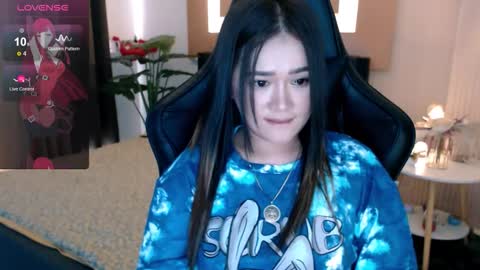 Adrianna Fowler online show from 10, 10, 2025