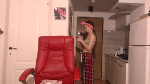 simyhvn online show from 9, 2, 2026