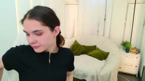 Snapshot of sindell_cryell chatting on 18, 5, 2026 sindell_cryell online show from 18, 5, 2026