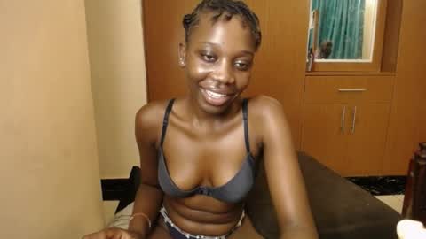 Snapshot of sindoll_ chatting on 14, 4, 2026 Elsy online show from 14, 4, 2026