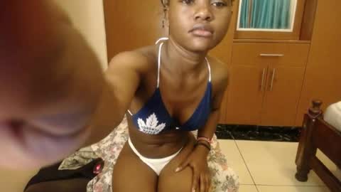 Snapshot of sindoll_ chatting on 15, 4, 2026 Elsy online show from 15, 4, 2026