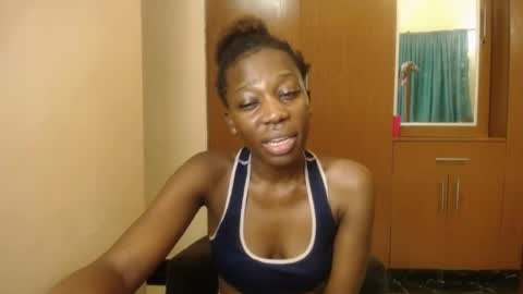 Snapshot of sindoll_ chatting on 28, 4, 2026 Elsy online show from 28, 4, 2026