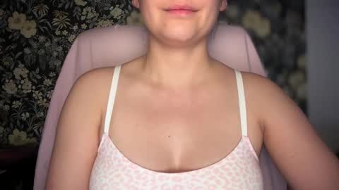 Sindra online show from 3, 12, 2025