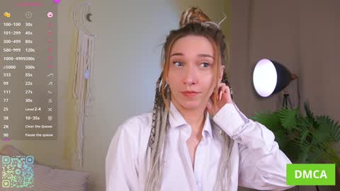   online show from 16, 10, 2025