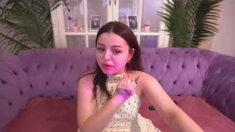 Snapshot of sinfulkittenn chatting on 24, 6, 2026 Kira online show from 24, 6, 2026
