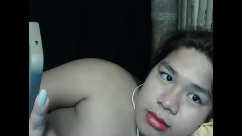 Snapshot of singleheart05 chatting on 16, 5, 2026 singleheart05 online show from 16, 5, 2026