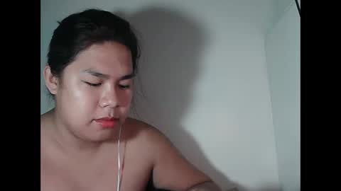 Snapshot of singleheart05 chatting on 16, 5, 2026 singleheart05 online show from 16, 5, 2026