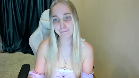 Snapshot of singlemother5619 chatting on 13, 2, 2025 nika online show from 13, 2, 2025