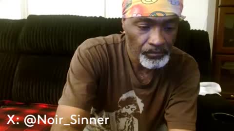 Snapshot of sinnernoir chatting on 1, 6, 2026 My Name Is..............................John online show from 1, 6, 2026