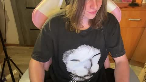 SirHumps online show from 5, 6, 2026