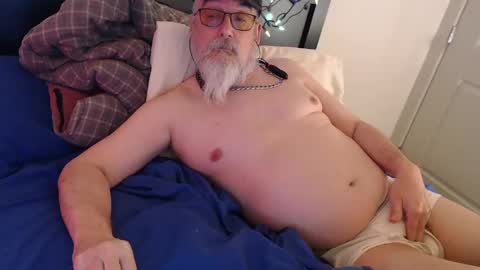 Snapshot of sirbeercan chatting on 7, 2, 2025 sir beer can the friendly hermit online show from 7, 2, 2025