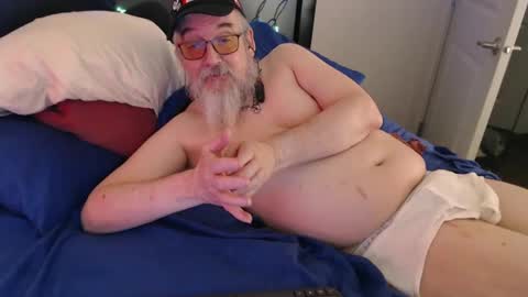 Snapshot of sirbeercan chatting on 21, 2, 2025 sir beer can the friendly hermit online show from 21, 2, 2025