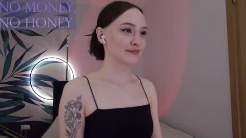 Snapshot of sirenaswhisper chatting on 27, 2, 2026 Goddess Sirena online show from 27, 2, 2026