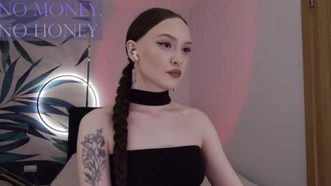 Goddess Sirena online show from 9, 3, 2026