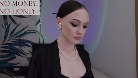 Goddess Sirena online show from 13, 6, 2026