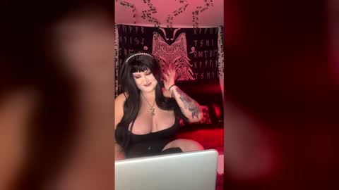 Siren Lux online show from 21, 12, 2025