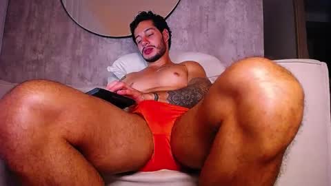 Snapshot of sirs_papi chatting on 12, 3, 2025 Call me papi online show from 12, 3, 2025