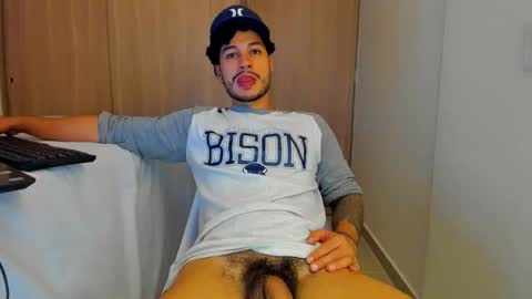 Call me papi online show from 8, 11, 2025