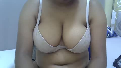 Snapshot of sisibrown97 chatting on 18, 2, 2025 brown online show from 18, 2, 2025
