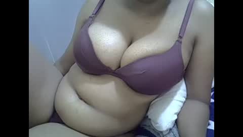 Snapshot of sisibrown97 chatting on 27, 2, 2025 brown online show from 27, 2, 2025