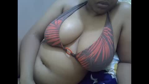 Snapshot of sisibrown97 chatting on 10, 9, 2025 brown online show from 10, 9, 2025