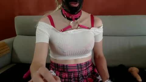 sissybreanna08 online show from 1, 5, 2026