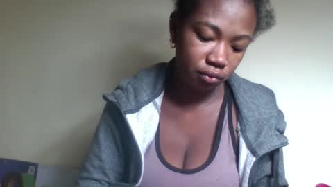 Snapshot of sisyh697532 chatting on 18, 5, 2026 sisyh697532 online show from 18, 5, 2026