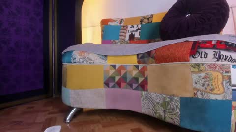 skarlettbarnes online show from 16, 4, 2026