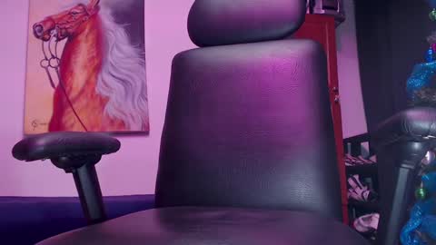 Snapshot of skateboy444 chatting on 10, 12, 2024 king online show from 10, 12, 2024