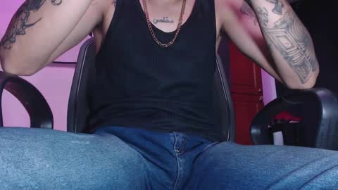 Snapshot of skateboy444 chatting on 18, 1, 2025 king online show from 18, 1, 2025