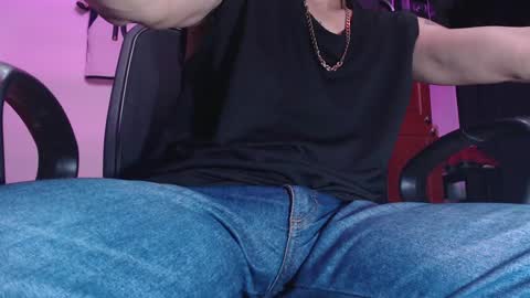 Snapshot of skateboy444 chatting on 28, 1, 2025 king online show from 28, 1, 2025