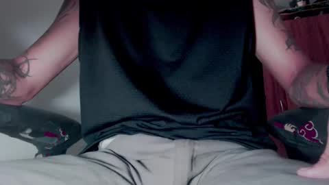 Snapshot of skateboy444 chatting on 23, 10, 2025 king online show from 23, 10, 2025