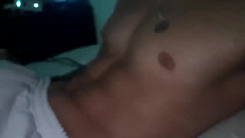 Snapshot of skater19xxx chatting on 12, 1, 2025 miguel online show from 12, 1, 2025