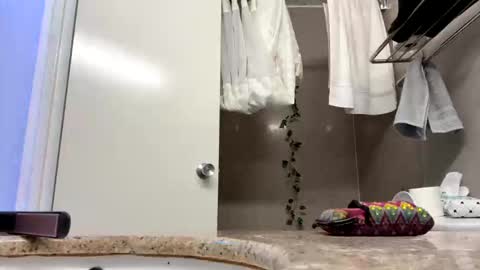 skeeelow online show from 11, 11, 2025