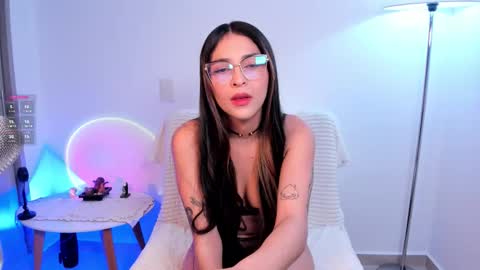 Skeete   CHRISTMAS SHOW THIS DECEMBER 24    CHECK OUT MY AMAZON LIST AND MAKE ME HAPPY  online show from 4, 11, 2025