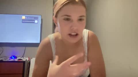 skiimaskabby online show from 9, 12, 2024