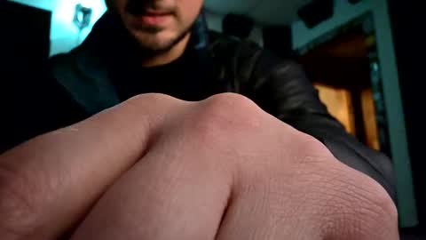 skimaskcouple89108 online show from 11, 4, 2026